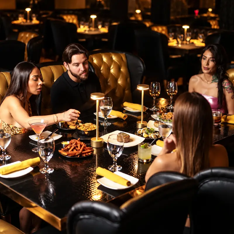 Group Reservations at Rick’s Steakhouse & Lounge